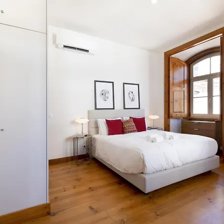 Chiado Stylish Bright With Ac Appartement *