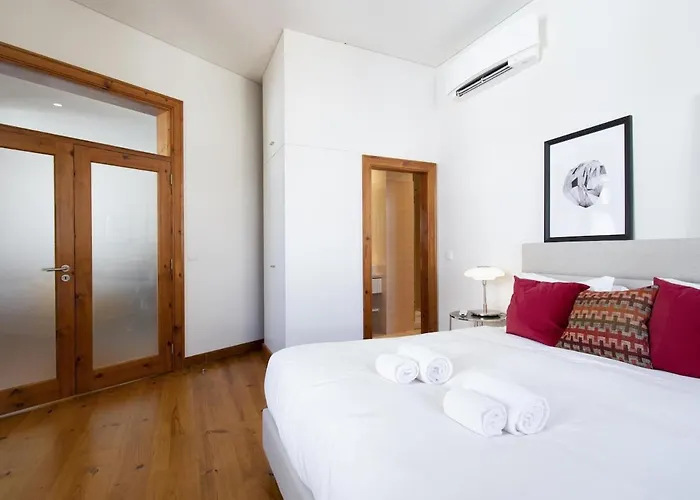 Appartement Chiado Stylish Bright With Ac Lissabon
