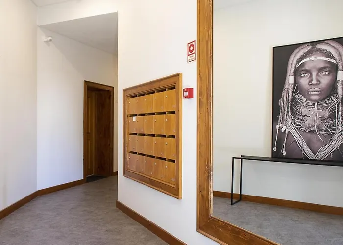 Chiado Stylish Bright With Ac *